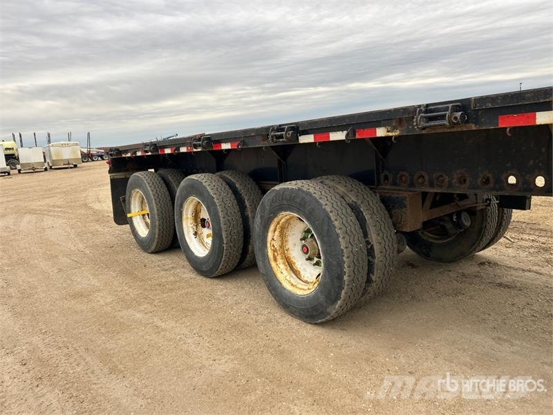 Doepker 53 ft Tri/A Flatbed Trailer Prikolice platforme/otvoreni sanduk