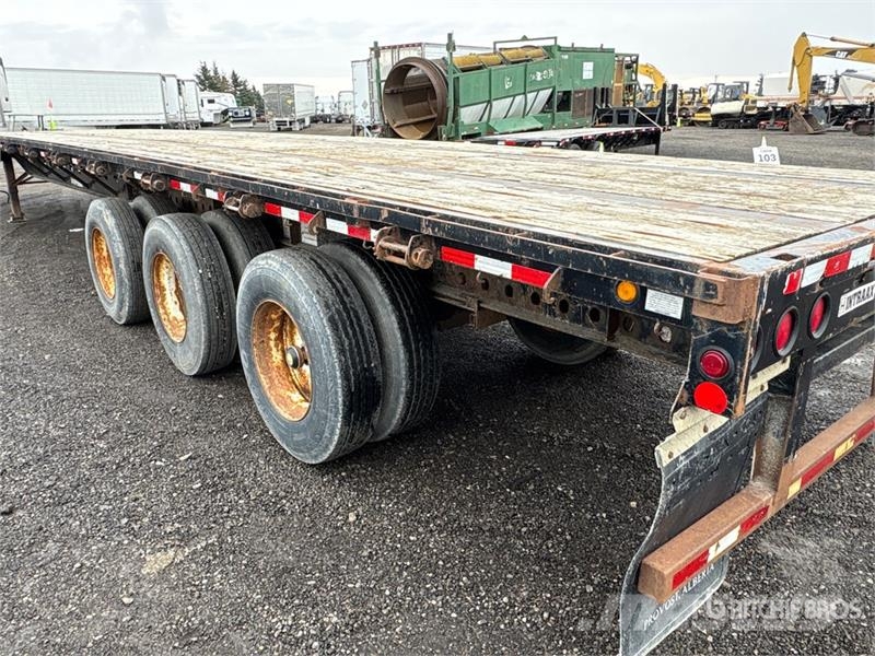 Doepker 53 ft Tri/A Flatbed Trailer Flatbed/Dropside trailers