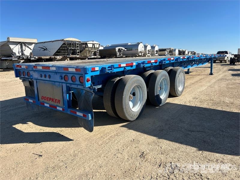 Doepker 53 ft Tri/A Flatbed Trailer Прицепы-платформы/боковая разгрузка
