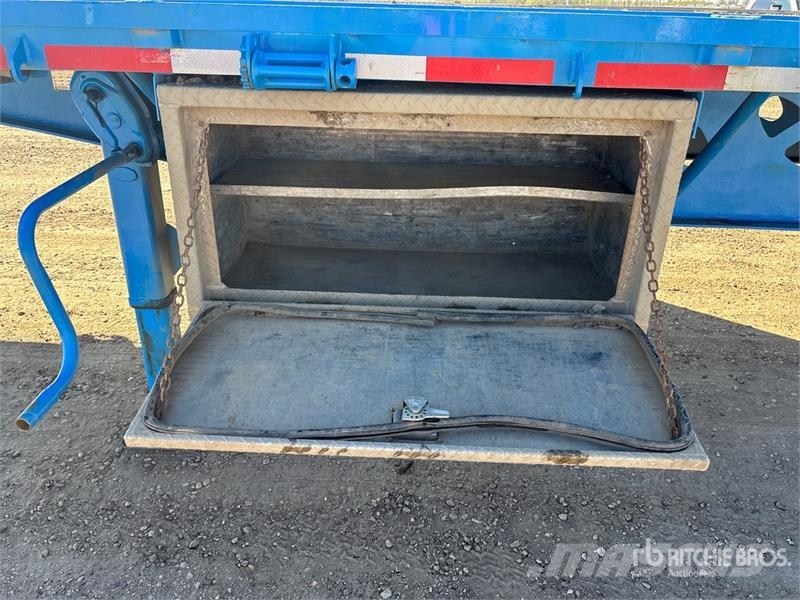 Doepker 53 ft Tri/A Flatbed Trailer Remorque ridelle