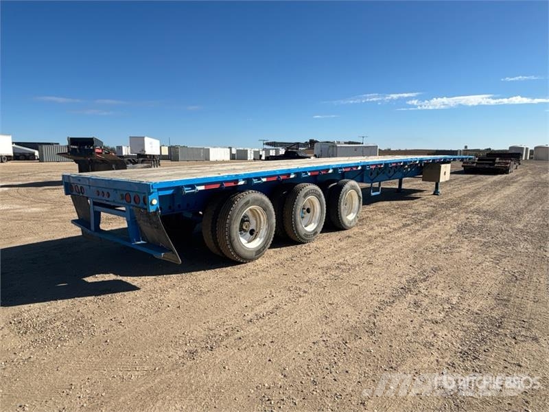 Doepker 53 ft Tri/A Flatbed Trailer Remorque ridelle