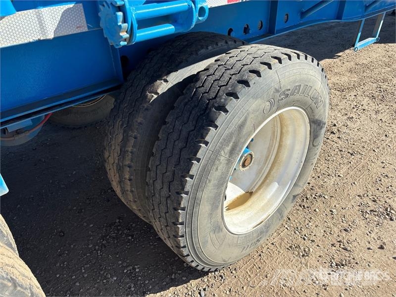 Doepker 53 ft Tri/A Flatbed Trailer Remorque ridelle