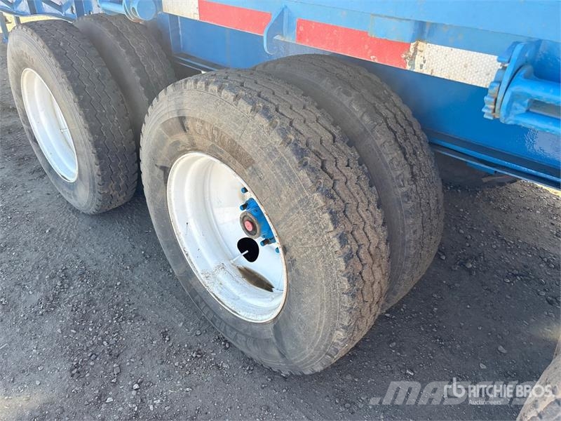 Doepker 53 ft Tri/A Flatbed Trailer Remorque ridelle