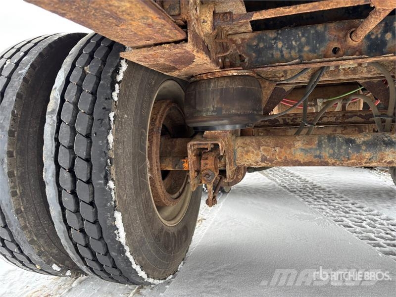 Doepker 53 ft Tri/A Flatbed Trailer مقطوروات مسطحة/مفصلية الجوانب