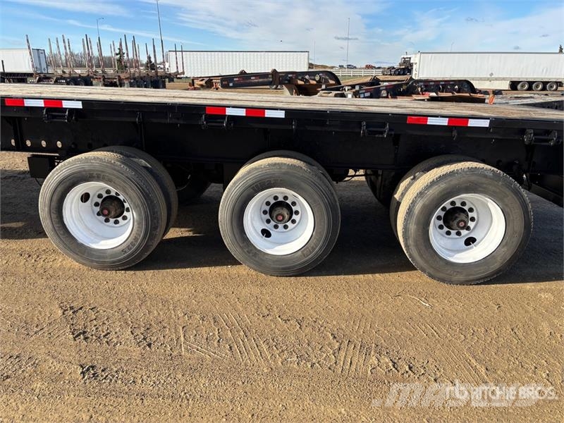 Doepker 53 ft Tri/A Flatbed Trailer Plato/keson prikolice
