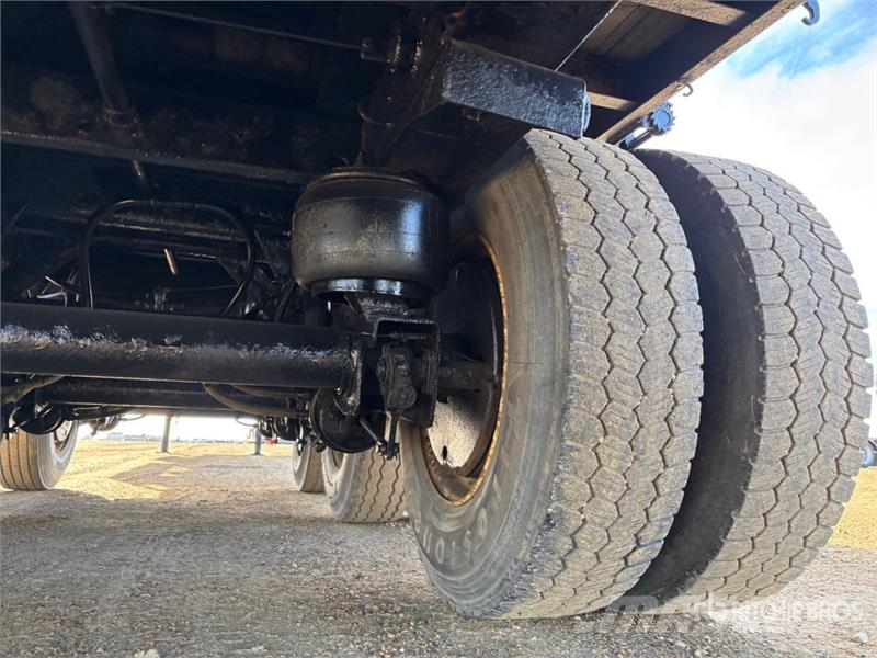 Doepker 53 ft Tri/A Flatbed Trailer Plato/keson prikolice