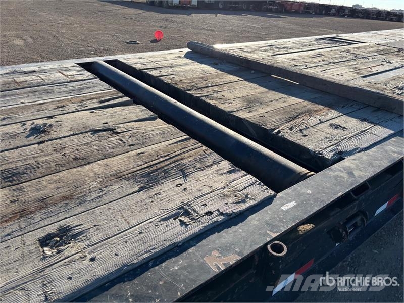 Doepker 53 ft Tri/A Folding Neck Trailer Низкорамные прицепы