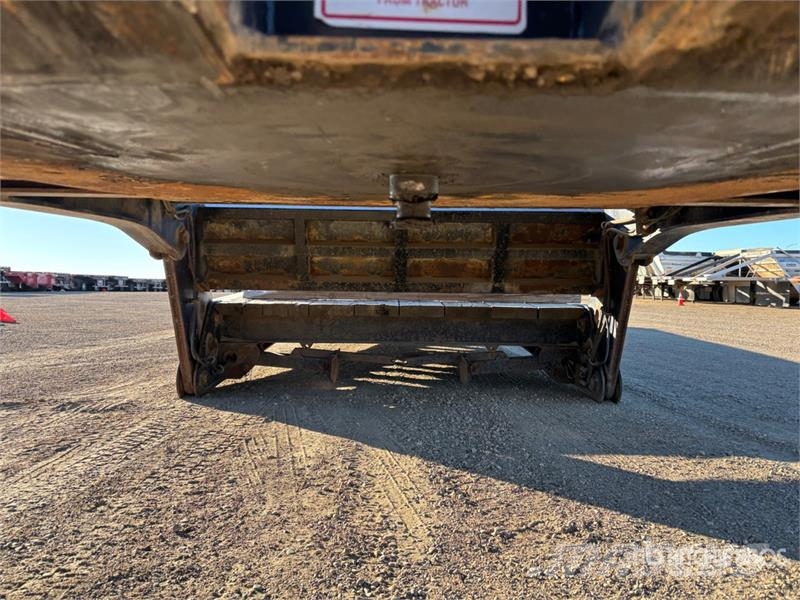 Doepker 53 ft Tri/A Folding Neck Trailer Низкорамные прицепы