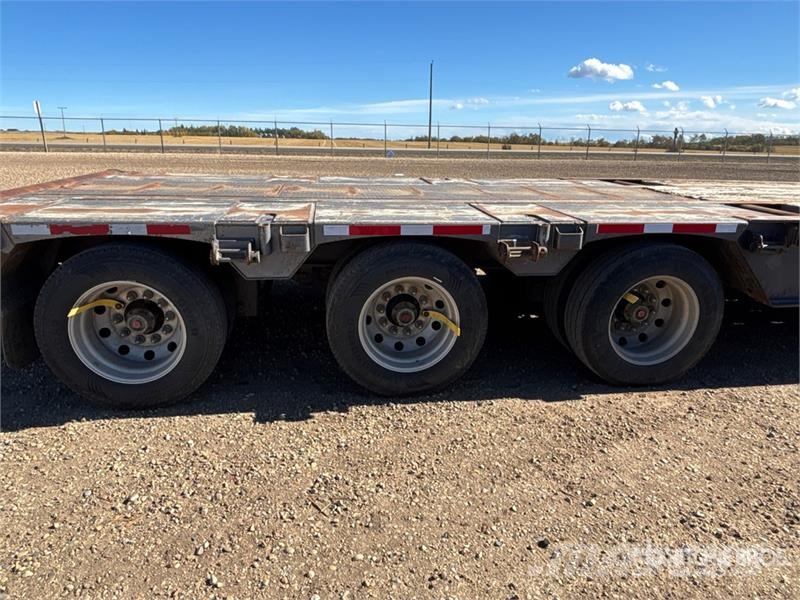 Doepker 53 ft Tri/A Folding Neck Trailer Низкорамные прицепы