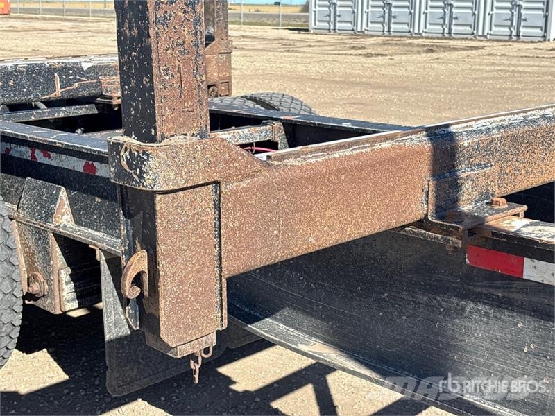Doepker 53 ft Tri/A Hayrack Log Trailer За превоз на дървени трупи