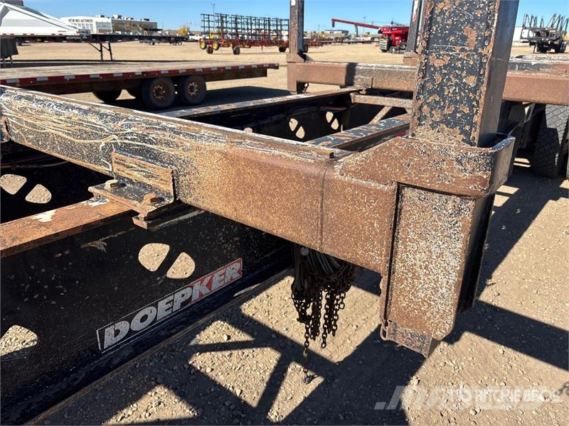 Doepker 53 ft Tri/A Hayrack Log Trailer За превоз на дървени трупи
