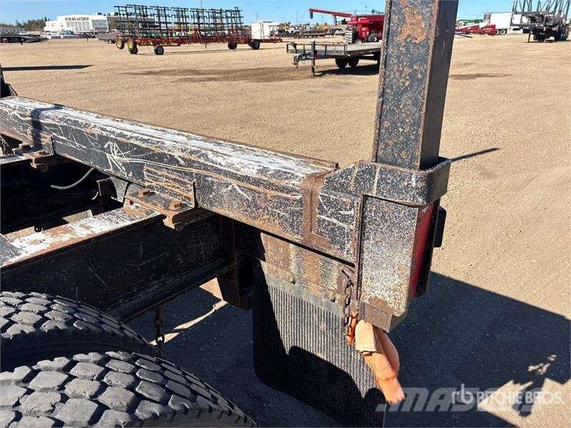 Doepker 53 ft Tri/A Hayrack Log Trailer За превоз на дървени трупи