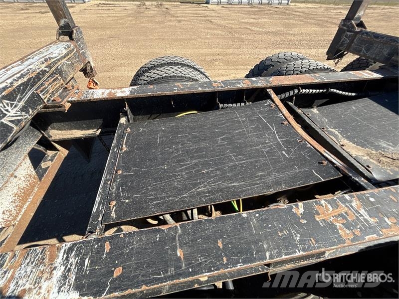 Doepker 53 ft Tri/A Hayrack Log Trailer За превоз на дървени трупи