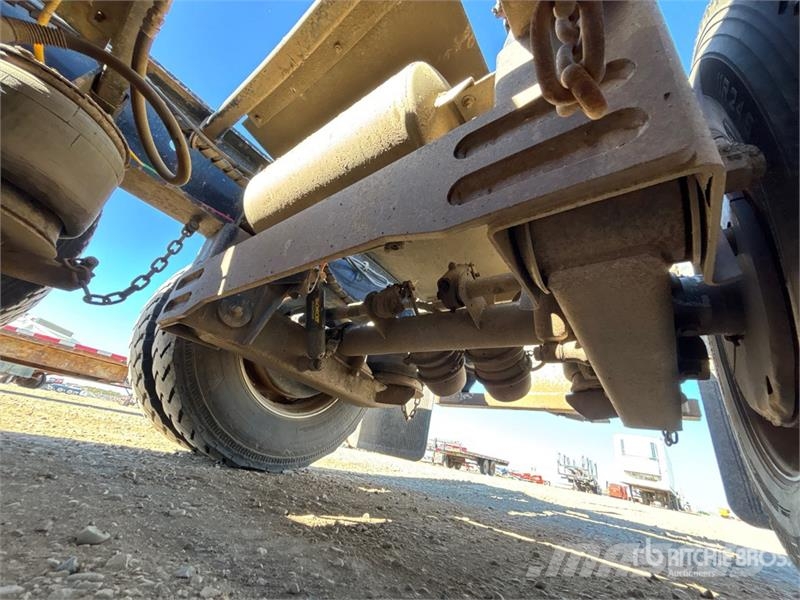 Doepker 53 ft Tri/A Hayrack Log Trailer За превоз на дървени трупи