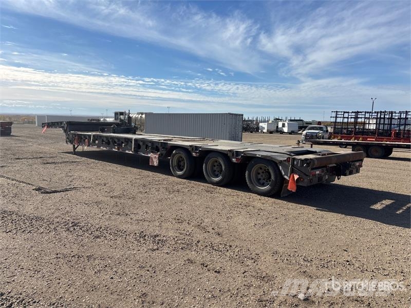 Doepker 55 ton 53 ft Tri/A Folding Neck Trailer Низкорамные прицепы