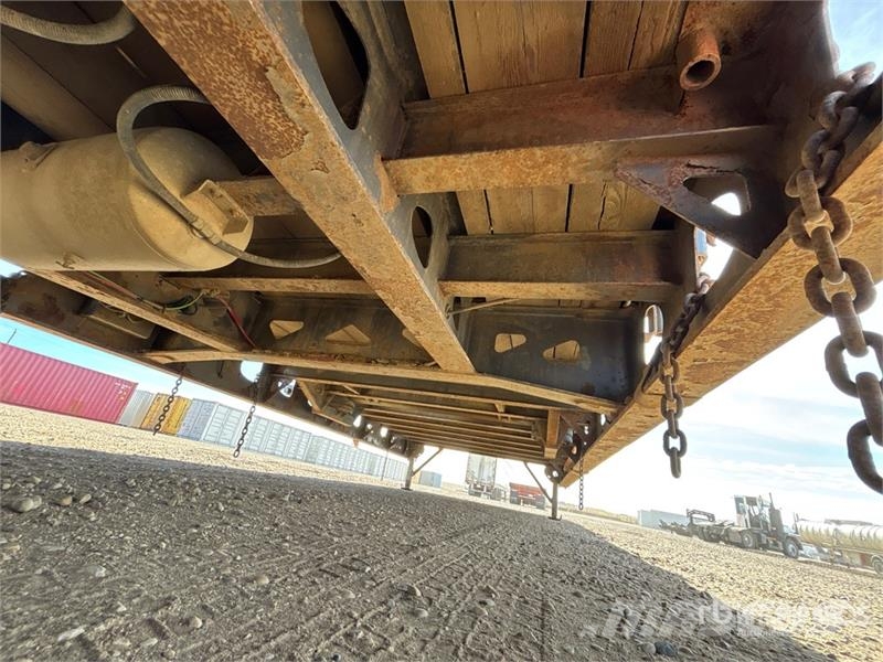 Doepker 55 ton 53 ft Tri/A Folding Neck Trailer Низкорамные прицепы