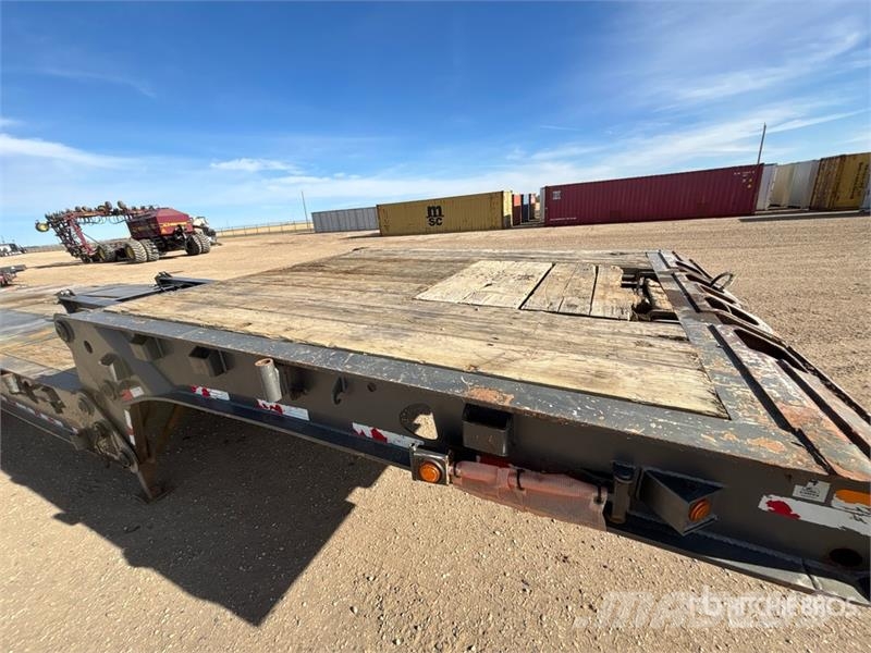 Doepker 55 ton 53 ft Tri/A Folding Neck Trailer Низкорамные прицепы