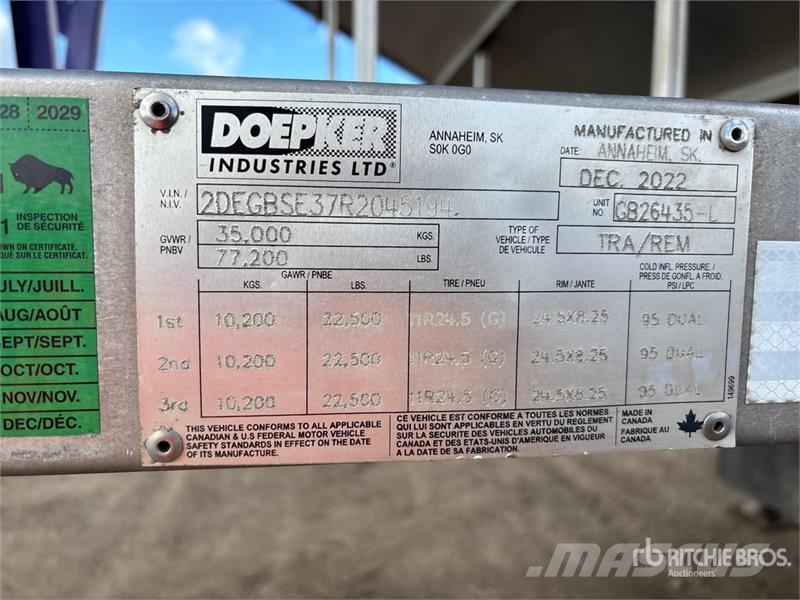 Doepker GB26435-L 28 ft Tri/A Super B-Train Lead Grain Tra Gabona átrakó kocsik