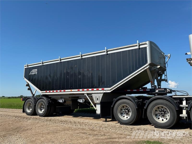 Doepker Legacy 28 ft Tri/A Super B-Train Lead Grain Traile Grain / Silage Trailers