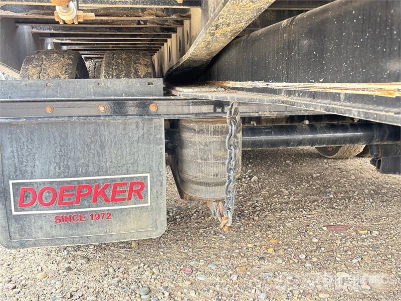 Doepker RT25174-S 53 ft Tri/A Sliding Axle Trailer 平板拖车