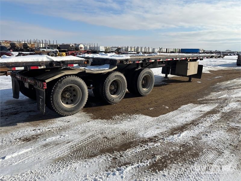 Doepker Super B Lead 32 ft Super B-Train Lead Flatbed Trai Flaksläp