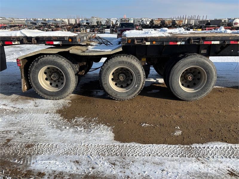 Doepker Super B Lead 32 ft Super B-Train Lead Flatbed Trai Flaksläp