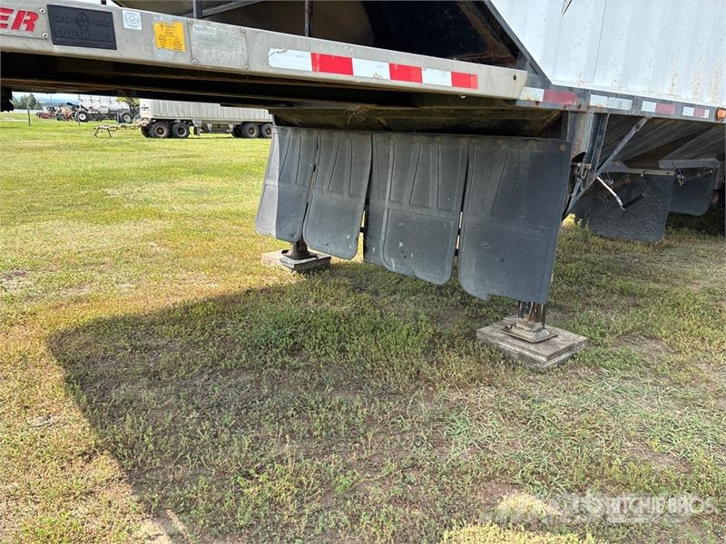 Doepker Super B-Train Grain Trailer Graudu pārkraušanas piekabes