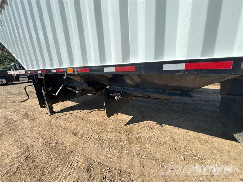 Doepker Super B-Train Grain Trailer Viljavaunut