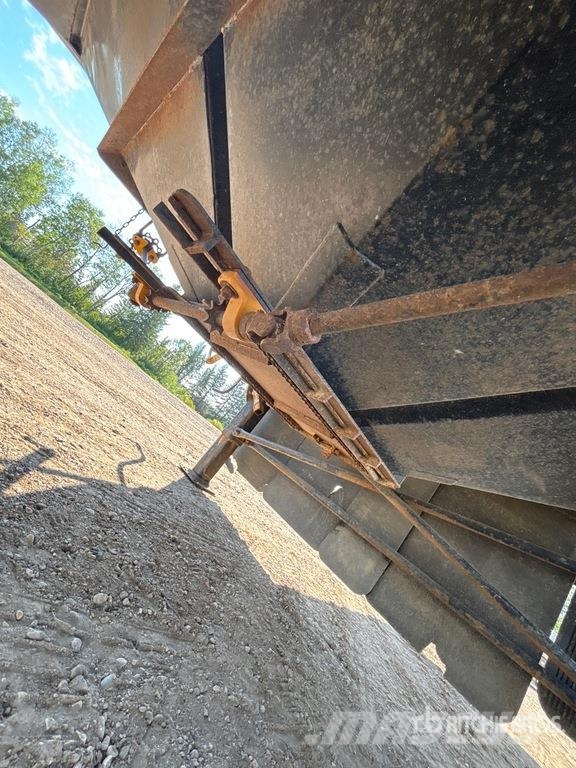 Doepker Super B-Train Grain Trailer Viljavaunut