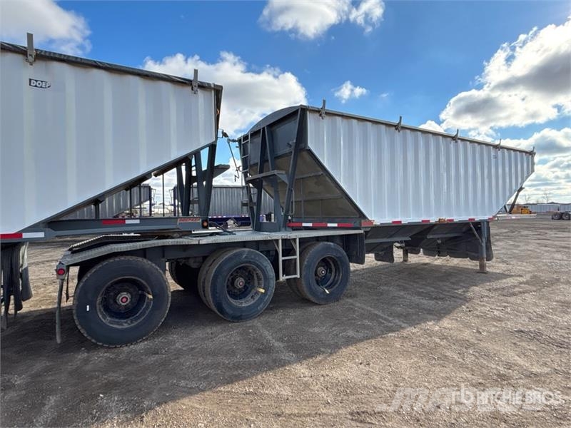 Doepker Super B-Train Grain Trailer مقطورة حبوب
