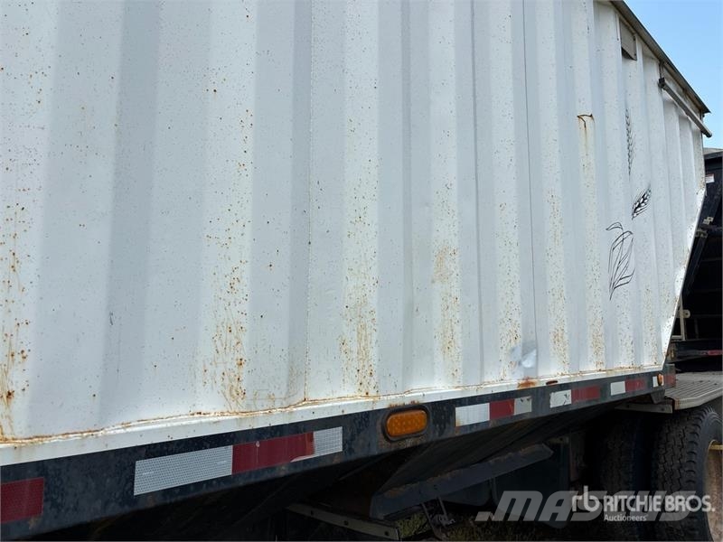 Doepker Super B-Train Grain Trailer Graudu pārkraušanas piekabes