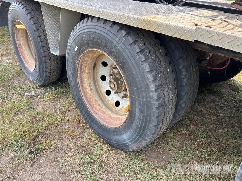 Doepker Super B-Train Grain Trailer Graudu pārkraušanas piekabes