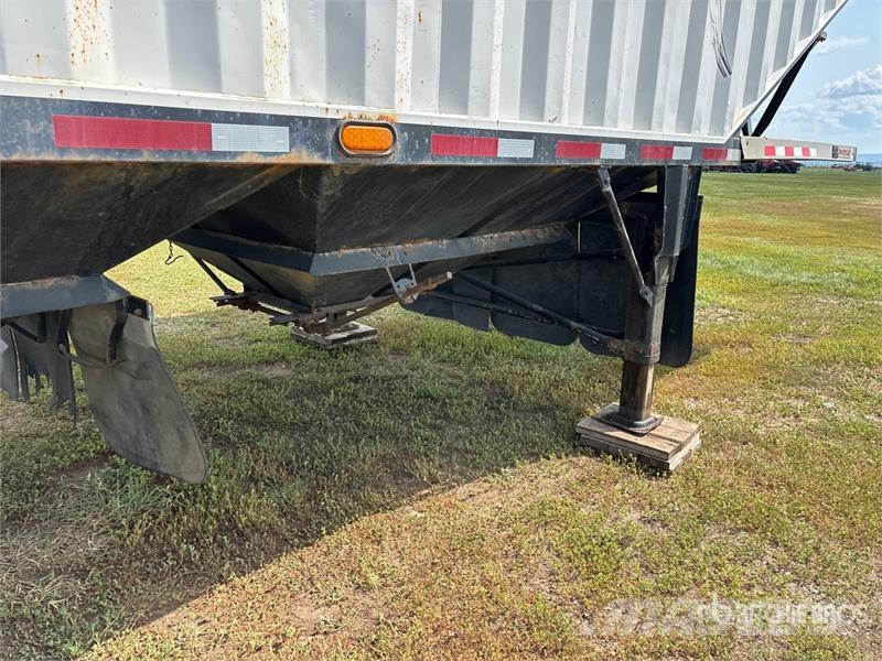 Doepker Super B-Train Grain Trailer Graudu pārkraušanas piekabes
