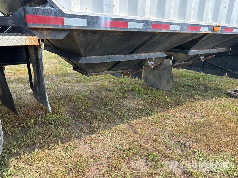 Doepker Super B-Train Grain Trailer Graudu pārkraušanas piekabes