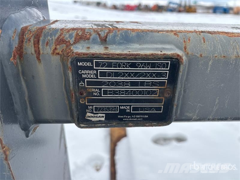 Doosan 72 in Q/C Wheel Loader Forks - Fits Doosan Vilice