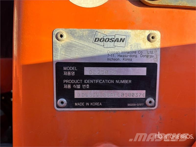 Doosan DL-250-5 Wheel Loader Radlader