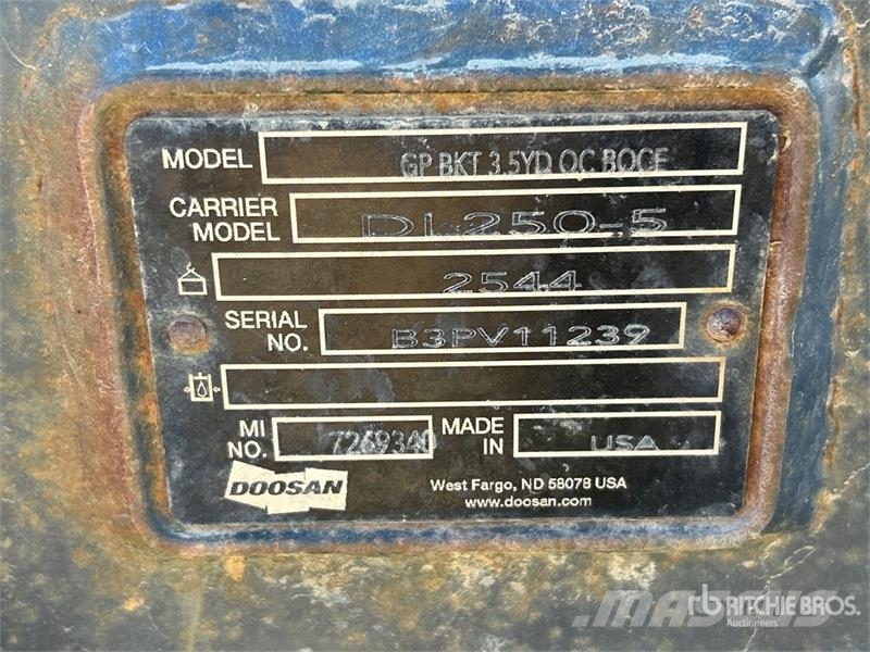 Doosan DL250-5US11 Wheel Loader Gumikerekes homlokrakodók