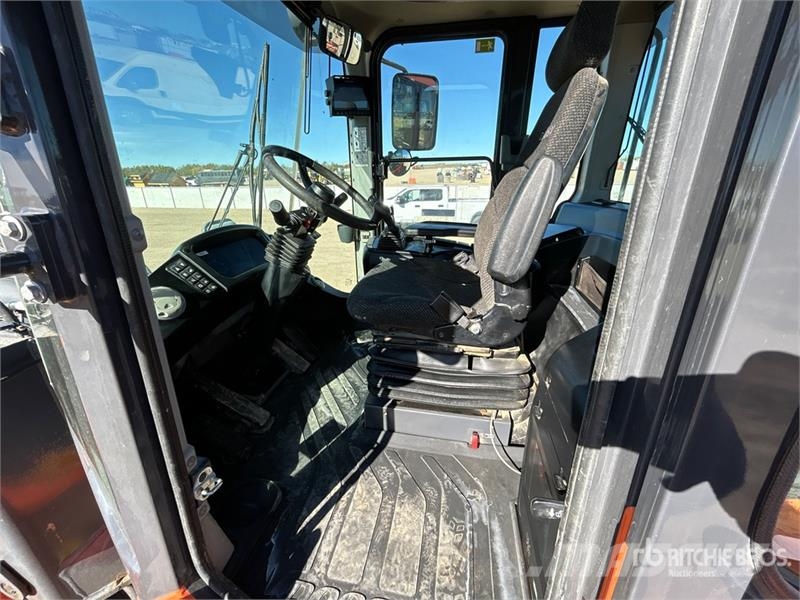 Doosan DL250-5US11 Wheel Loader Gumikerekes homlokrakodók