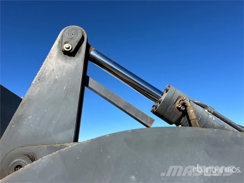 Doosan DL250-5US11 Wheel Loader Gumikerekes homlokrakodók