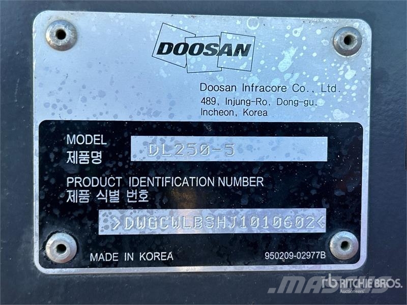 Doosan DL250-5US11 Wheel Loader Gumikerekes homlokrakodók