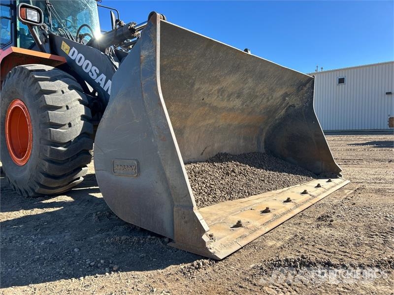 Doosan DL250-5US11 Wheel Loader Gumikerekes homlokrakodók