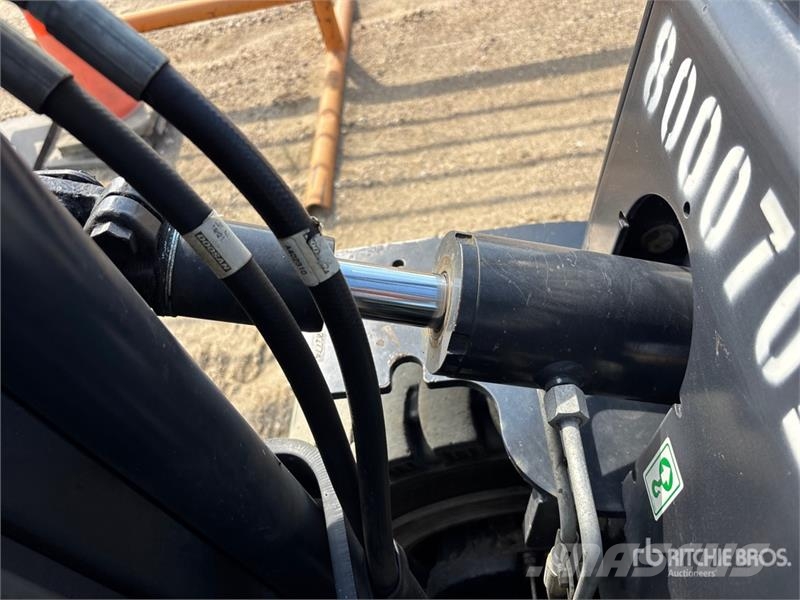 Doosan G30E-5 5450 lb Pneumatic Tire Forklift Other