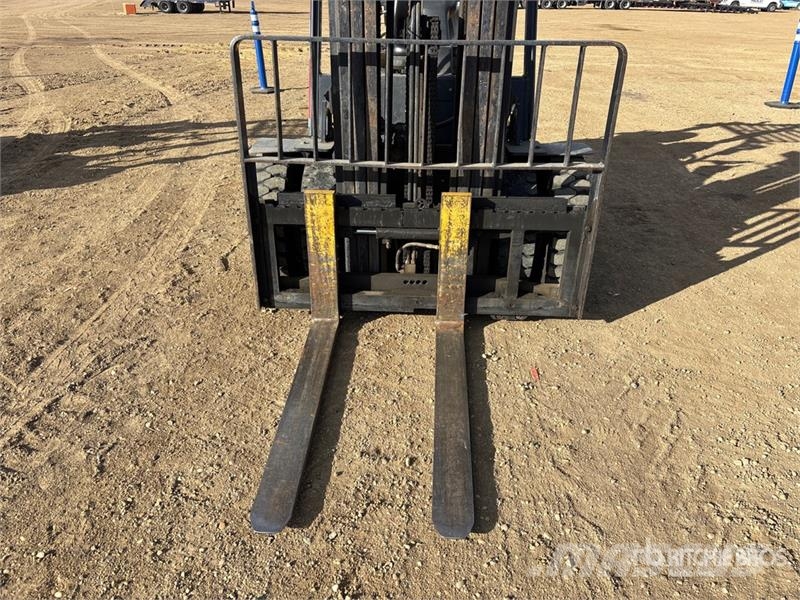 Doosan G30P-3 4600 lb Pneumatic Tire Forklift Targoncák-Egyéb