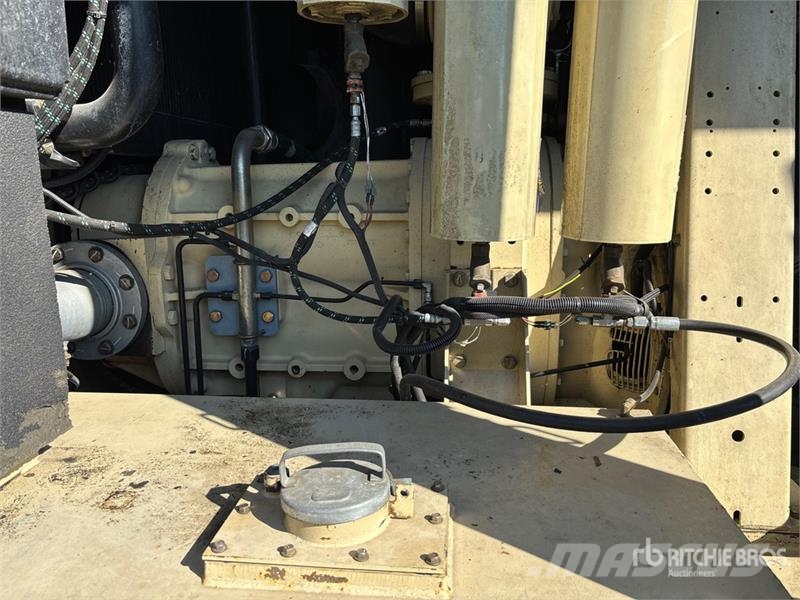 Doosan HP1600WCU-EX-T3 1600 cfm Mobile Air Compressor (In Kompresory
