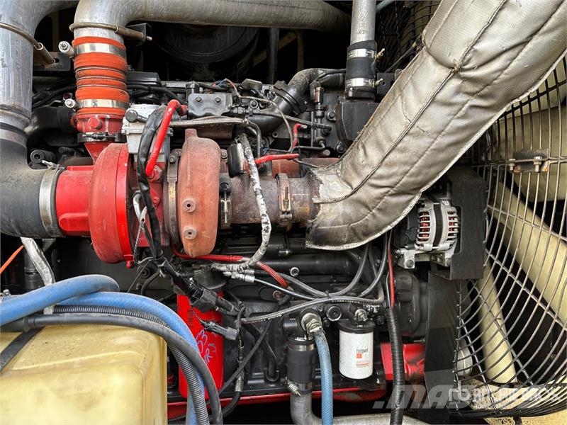 Doosan HP1600WCU-T4F Mobile Air Compressor (Inoperable) Compressors
