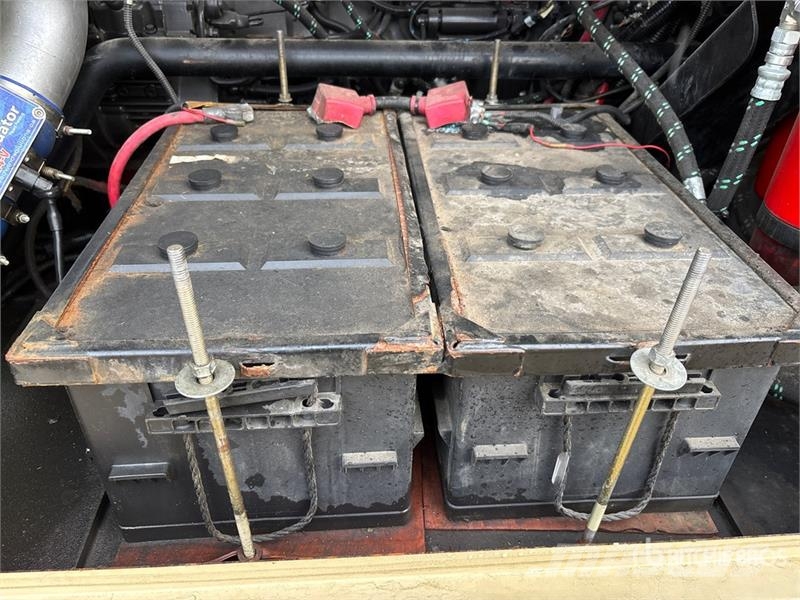 Doosan HP1600WCU-T4F Mobile Air Compressor (Inoperable) Compressors