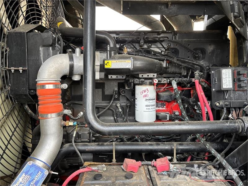 Doosan HP1600WCU-T4F Mobile Air Compressor (Inoperable) Compressors