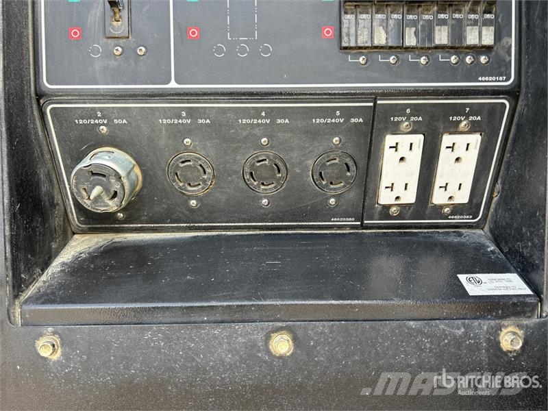 Doosan L20 أبراج خفيفة