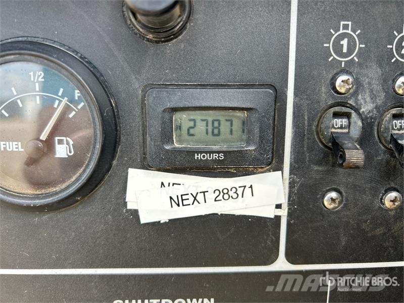 Doosan L20 أبراج خفيفة