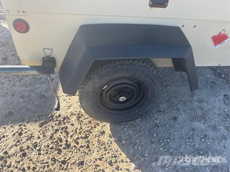 Doosan L6 Rasvjetni tornjevi